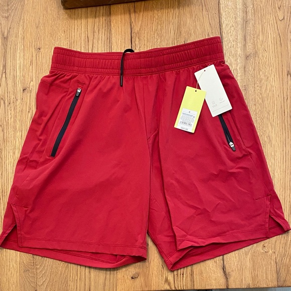 Men's Red Athletic Shorts all in motion 7” - Picture 1 of 3